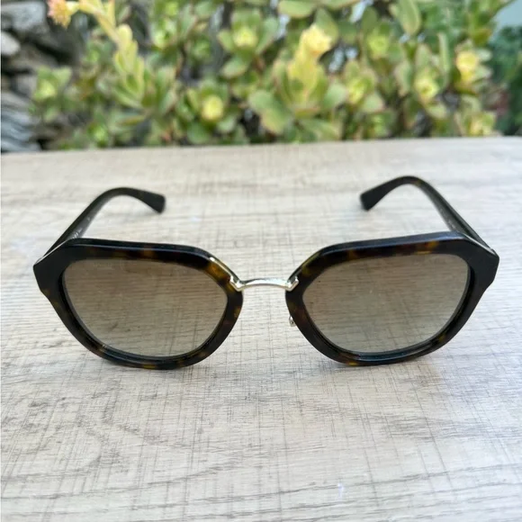 Prada womens sunglasses Prada sunglasses for women sunshades for her Women - Picture 2 of 10